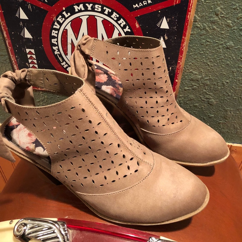 Shoes Maurice’s size 12  3 inch heal open back